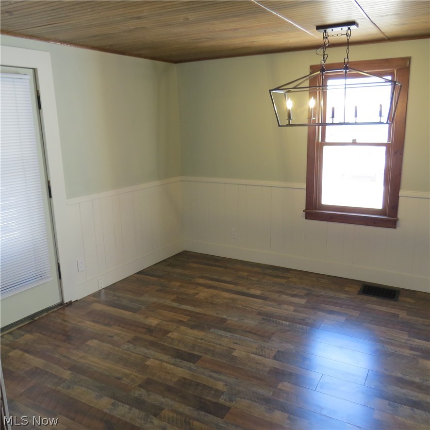 109 Park Avenue NE Carrollton OH 44615
