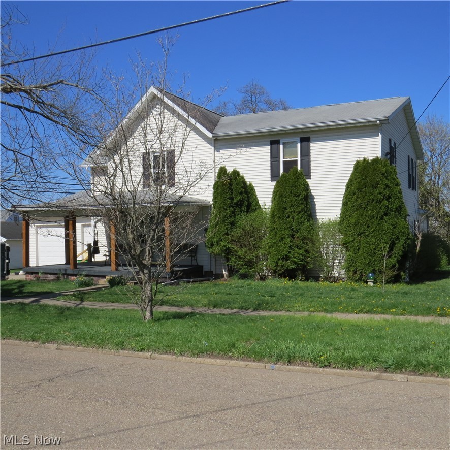 109 Park Avenue NE Carrollton OH 44615