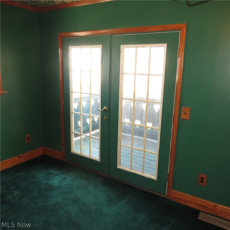 109 Park Avenue NE Carrollton OH 44615