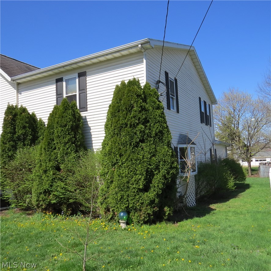109 Park Avenue NE Carrollton OH 44615