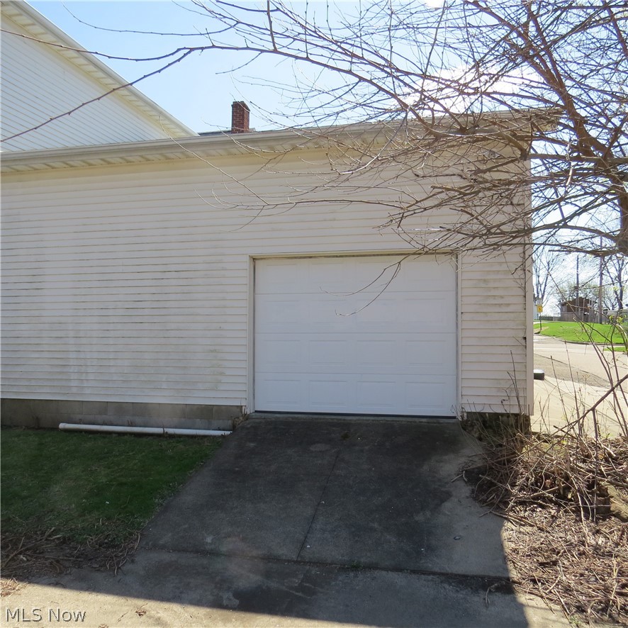 109 Park Avenue NE Carrollton OH 44615