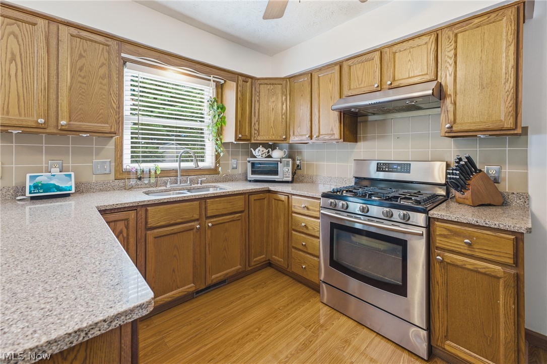11041 Newbury Avenue NW Uniontown OH 44685