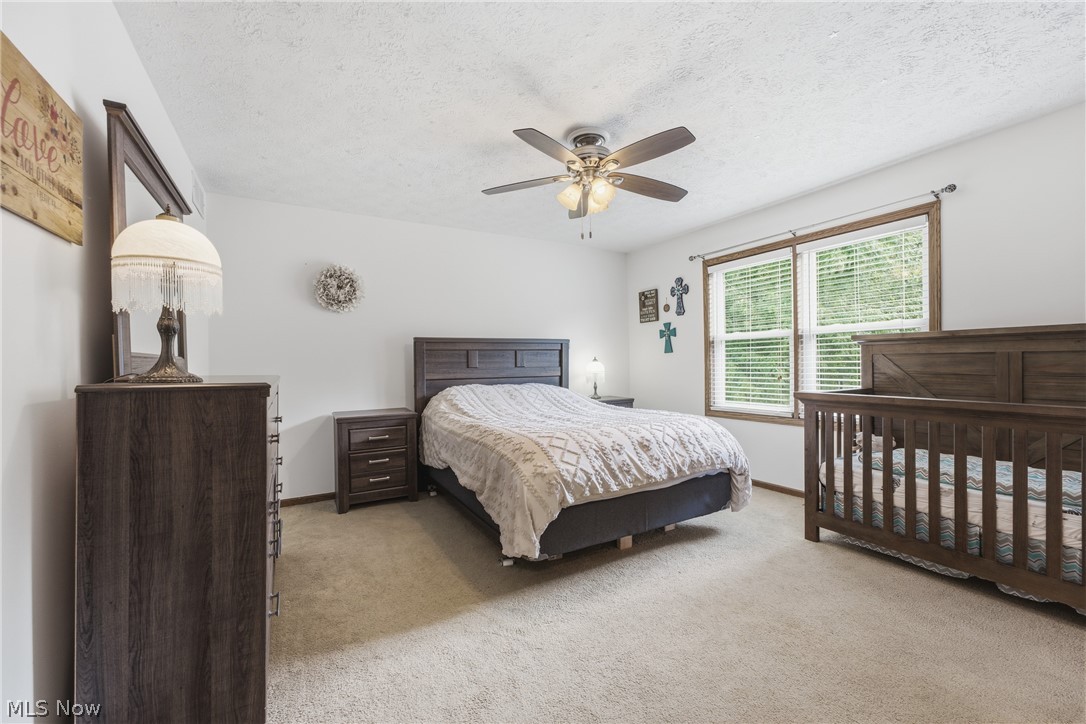 11041 Newbury Avenue NW Uniontown OH 44685
