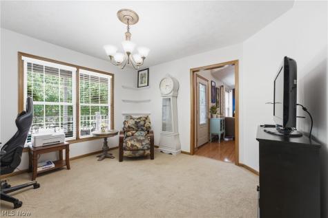 11041 Newbury Avenue NW Uniontown OH 44685