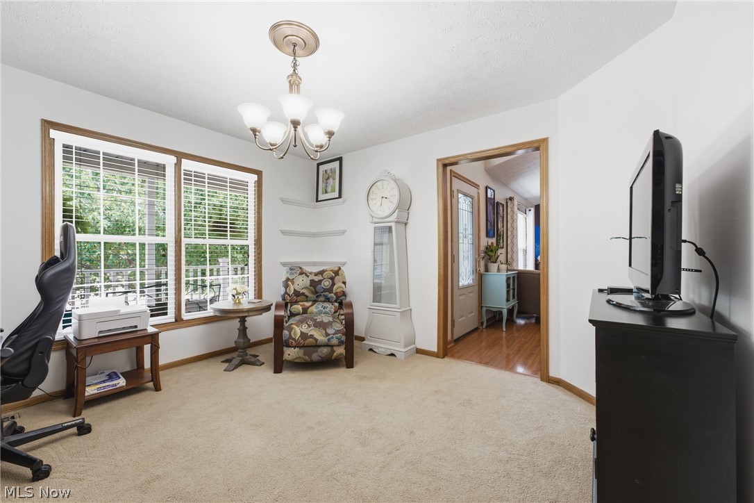 11041 Newbury Avenue NW Uniontown OH 44685