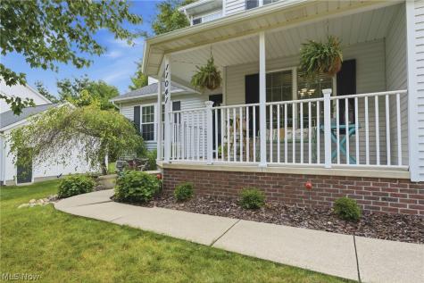 11041 Newbury Avenue NW Uniontown OH 44685