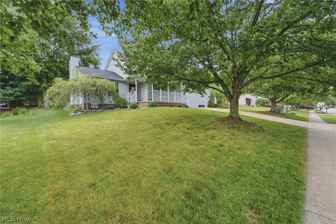 11041 Newbury Avenue NW Uniontown OH 44685
