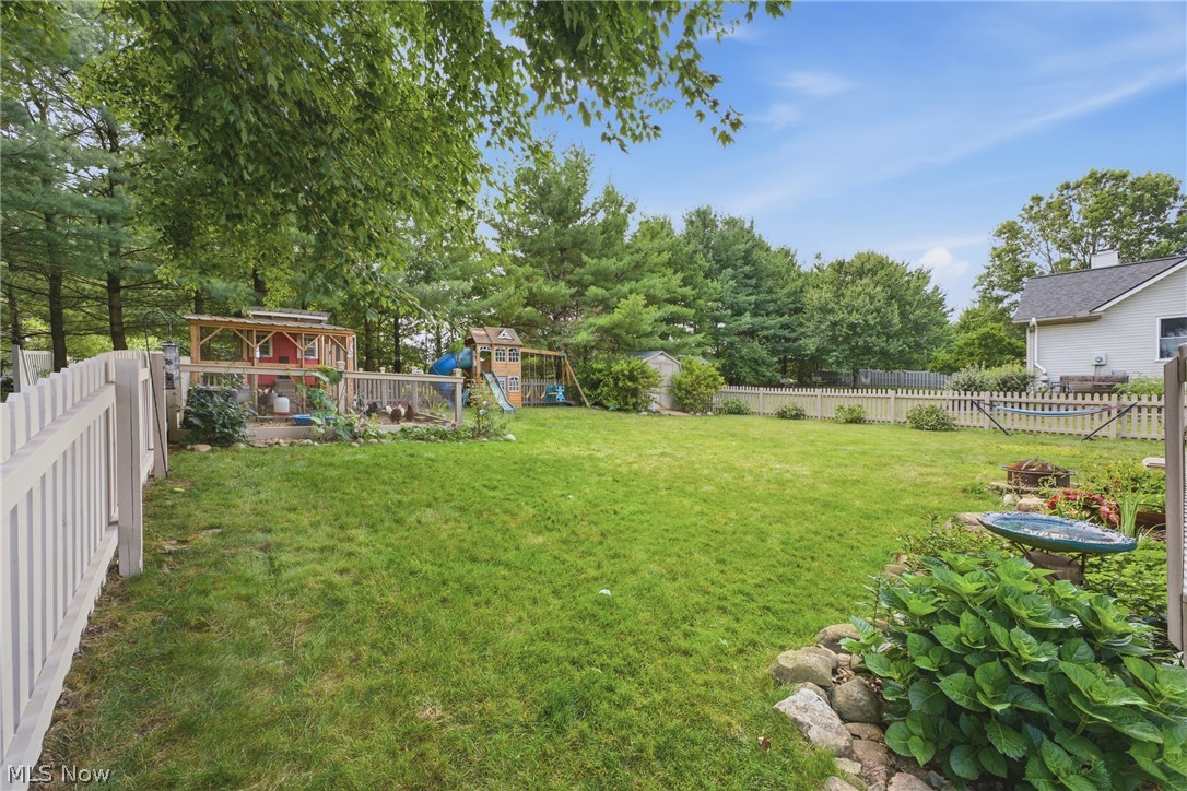 11041 Newbury Avenue NW Uniontown OH 44685