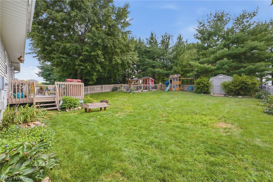 11041 Newbury Avenue NW Uniontown OH 44685