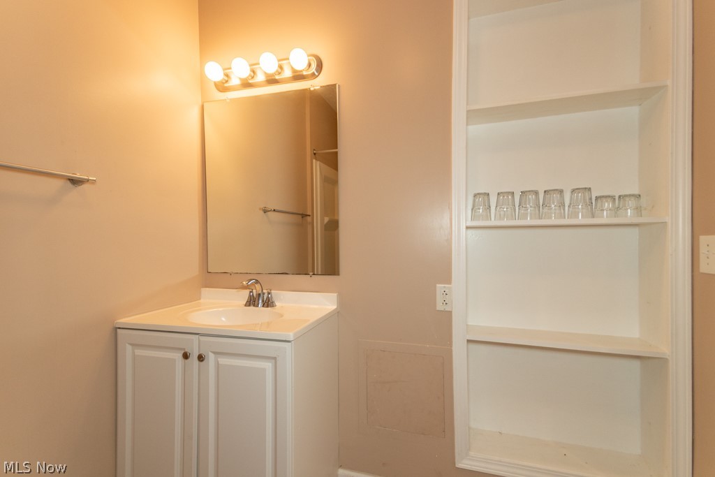 1 E 192nd Street Euclid OH 44119