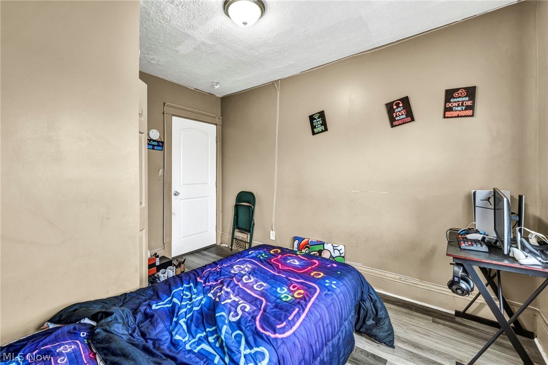 7914 Dorver Avenue Cleveland OH 44105