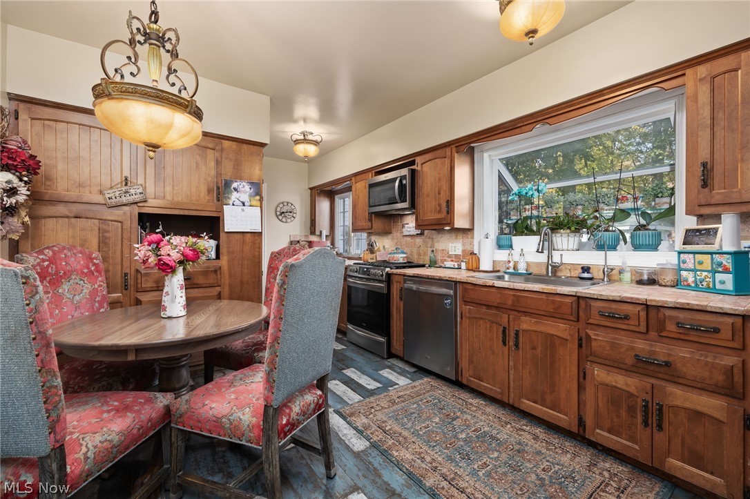 3571 Greenwich Road Norton OH 44203