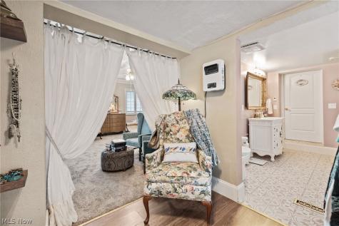 3571 Greenwich Road Norton OH 44203