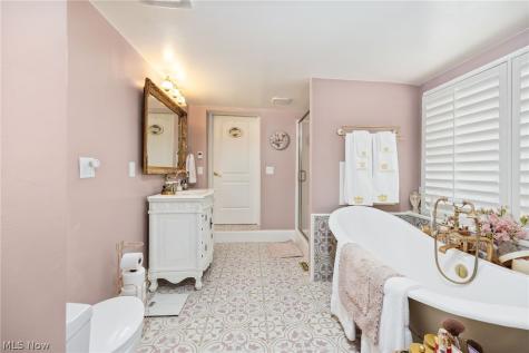 3571 Greenwich Road Norton OH 44203