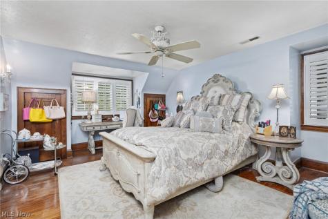 3571 Greenwich Road Norton OH 44203