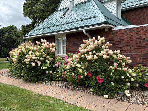 3571 Greenwich Road Norton OH 44203