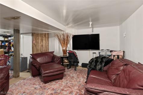 3571 Greenwich Road Norton OH 44203