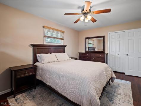3496 Hetzel Drive Parma OH 44134