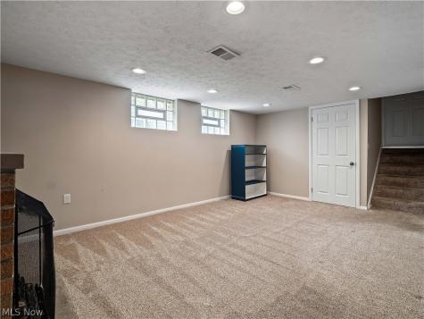 3496 Hetzel Drive Parma OH 44134