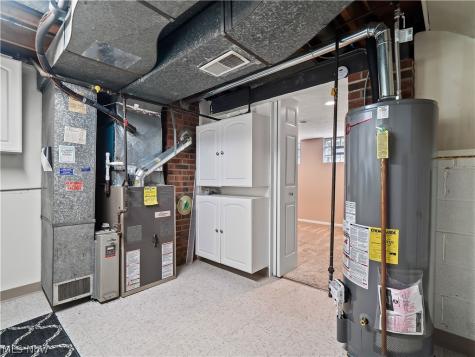 3496 Hetzel Drive Parma OH 44134