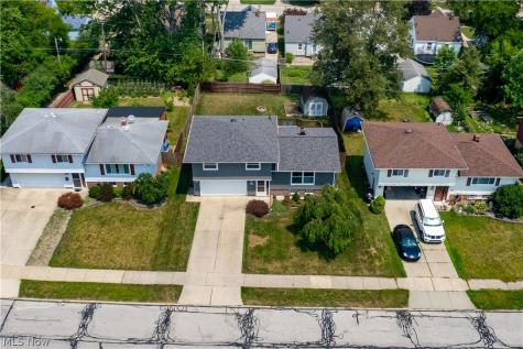 3496 Hetzel Drive Parma OH 44134