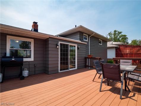 3496 Hetzel Drive Parma OH 44134