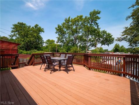 3496 Hetzel Drive Parma OH 44134