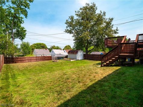 3496 Hetzel Drive Parma OH 44134