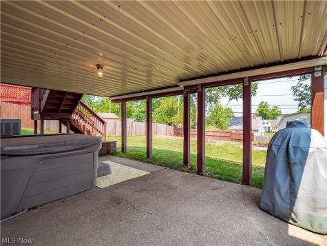 3496 Hetzel Drive Parma OH 44134