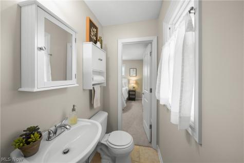 295 Cambridge Drive Aurora OH 44202