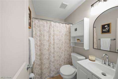 295 Cambridge Drive Aurora OH 44202