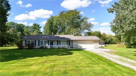 295 Cambridge Drive Aurora OH 44202
