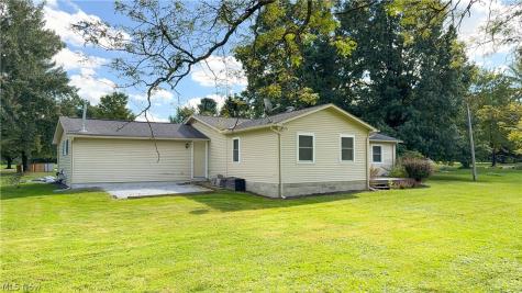 295 Cambridge Drive Aurora OH 44202
