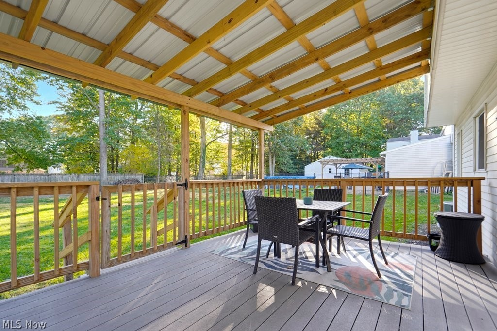 229 Pinehurst Road Munroe Falls OH 44262