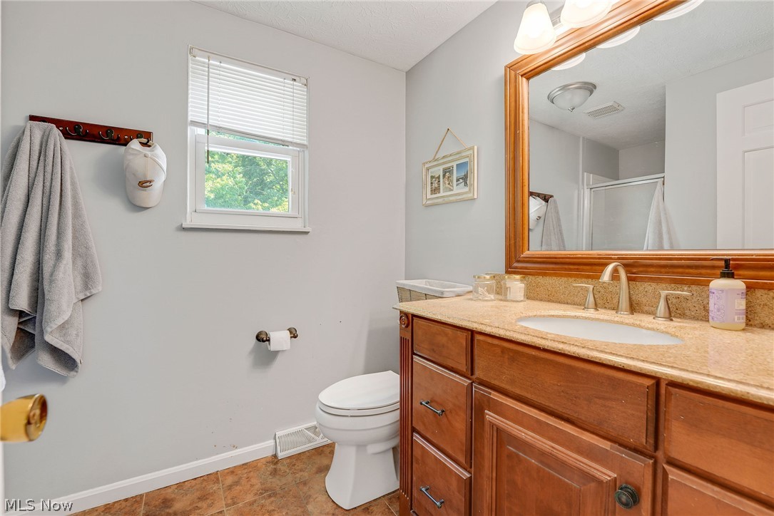 7850 Country Court Mentor OH 44060