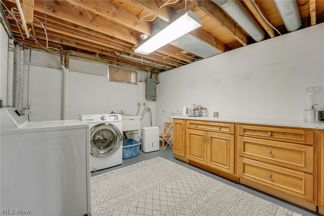 7850 Country Court Mentor OH 44060
