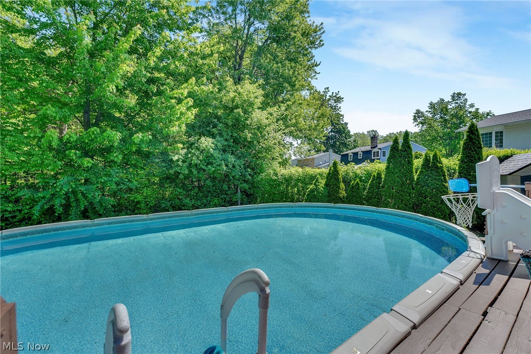 7850 Country Court Mentor OH 44060