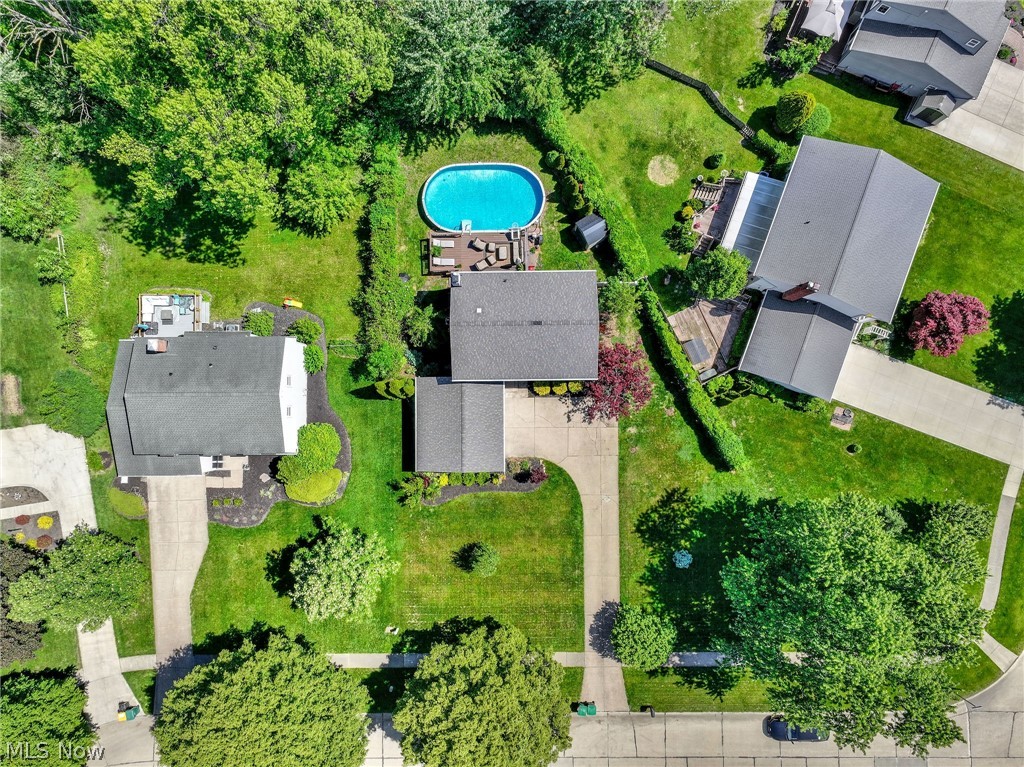 7850 Country Court Mentor OH 44060