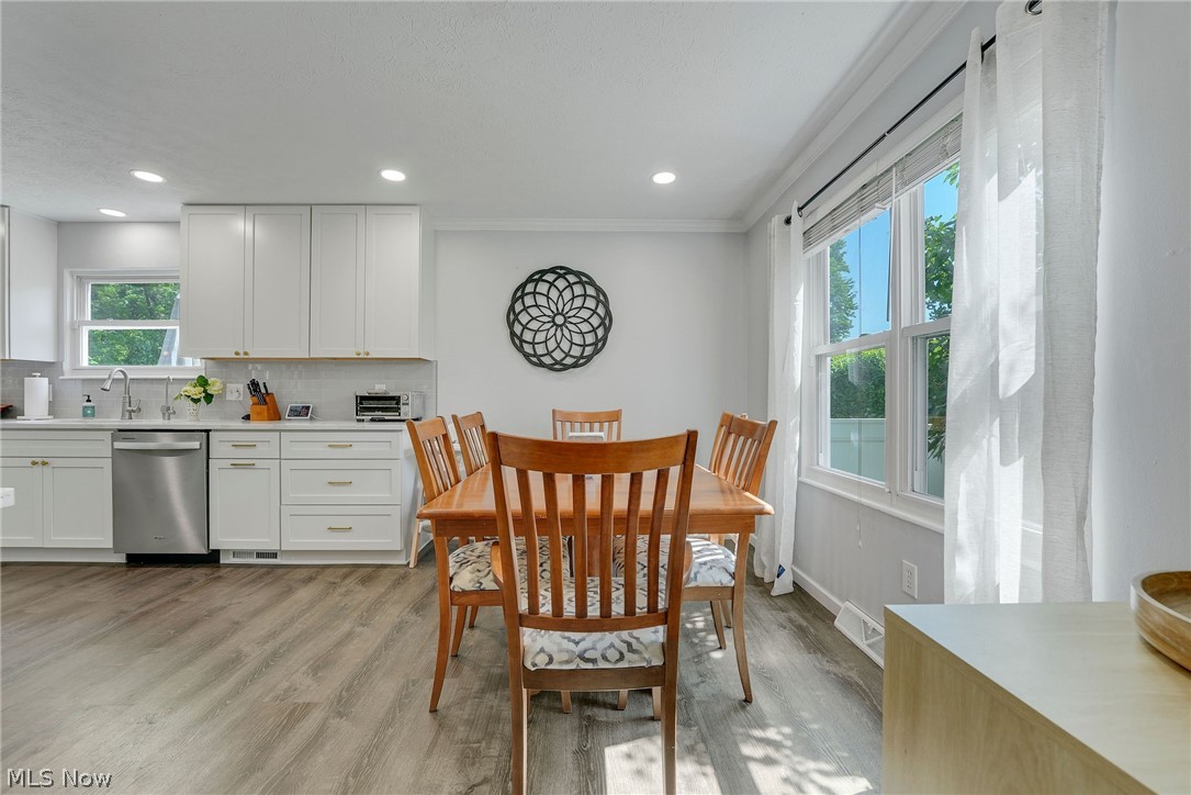 7850 Country Court Mentor OH 44060