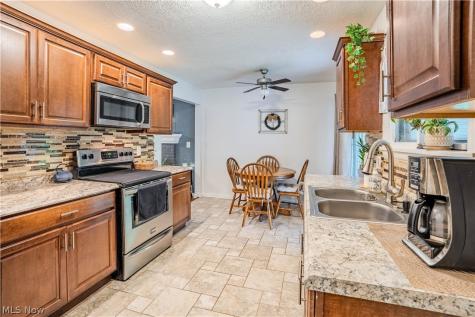 144 W 130th Street Brunswick OH 44212