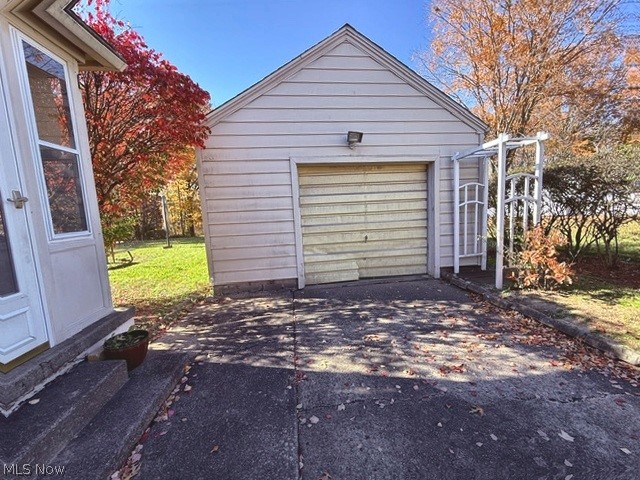 328 S Bon Air Avenue Youngstown OH 44509