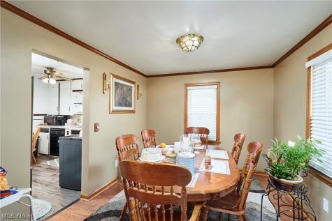 942 Bellflower Avenue SW Canton OH 44710