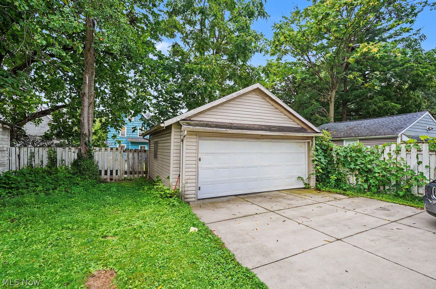 108 E Mapledale Avenue Akron OH 44301