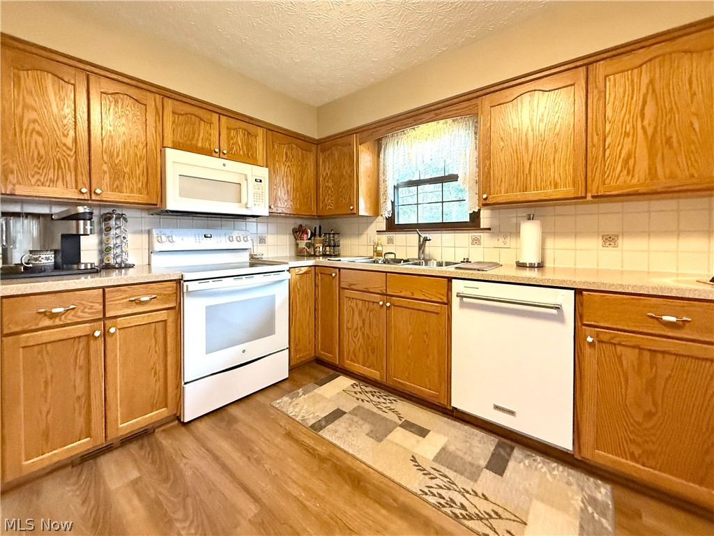3225 Caprice Drive SW Warren OH 44481
