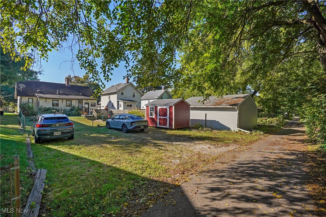 1237 Mcintosh Avenue Akron OH 44314