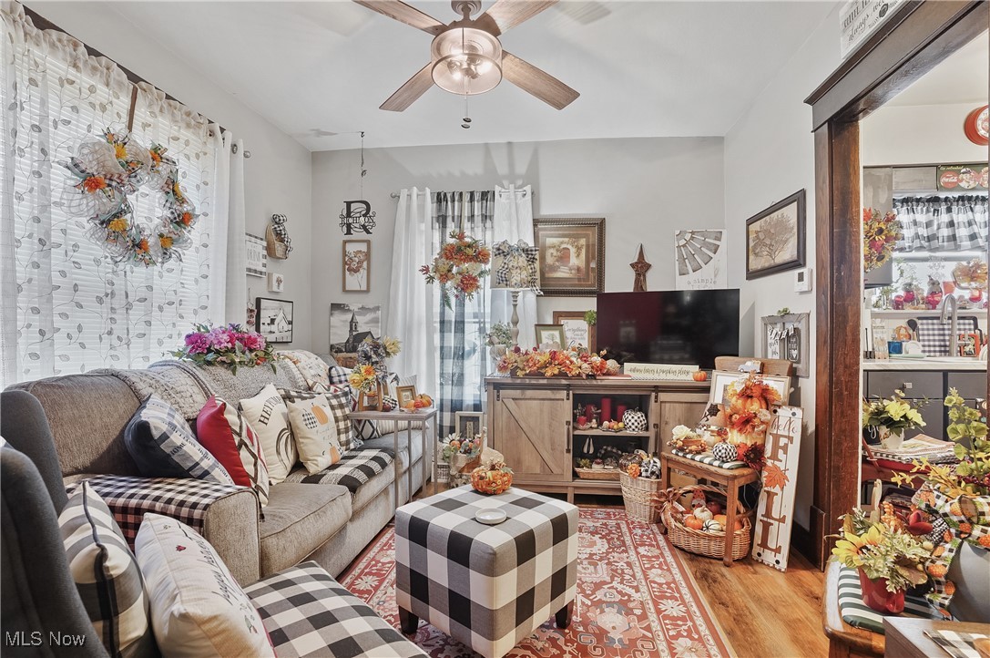 1237 Mcintosh Avenue Akron OH 44314