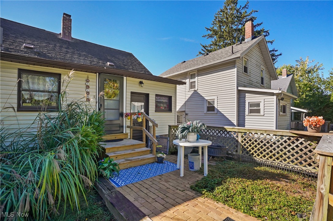 1237 Mcintosh Avenue Akron OH 44314