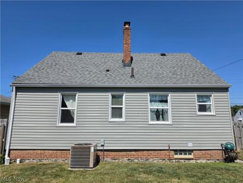 230 E 288th Street Willowick OH 44095