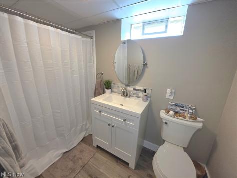 230 E 288th Street Willowick OH 44095