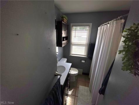 230 E 288th Street Willowick OH 44095